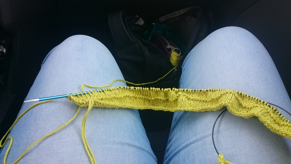 vacation knitting experiences - Knitting in the car on the way to Boltenhagen
